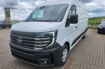 Nissan Interstar