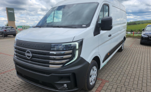 Nissan Interstar