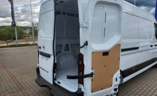 Nissan Interstar